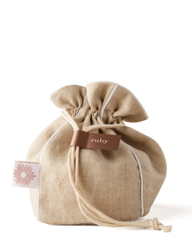 Ruby Travel Pouch for dry skin